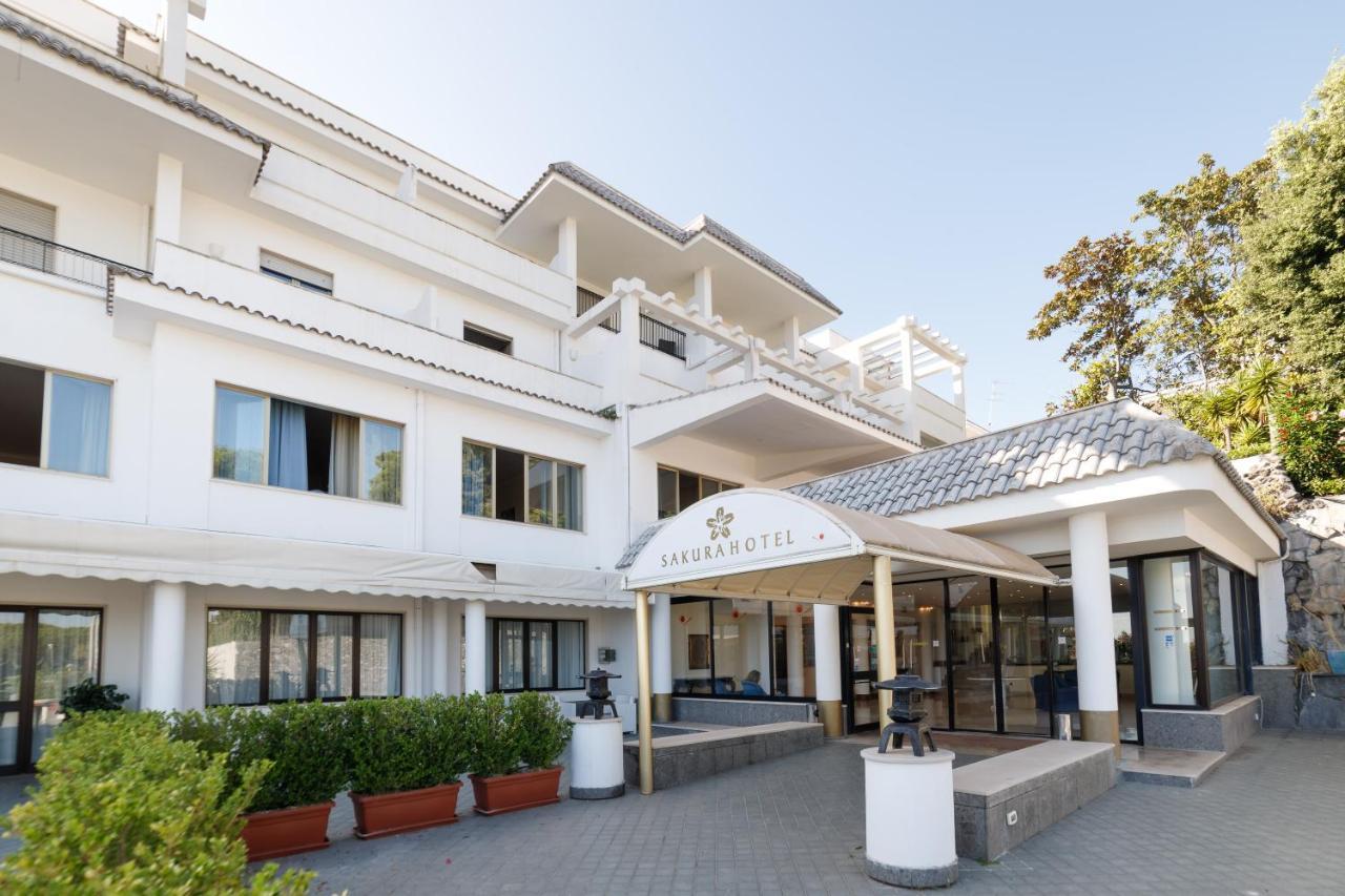 Hotel Sakura Торре-дель-Греко Экстерьер фото