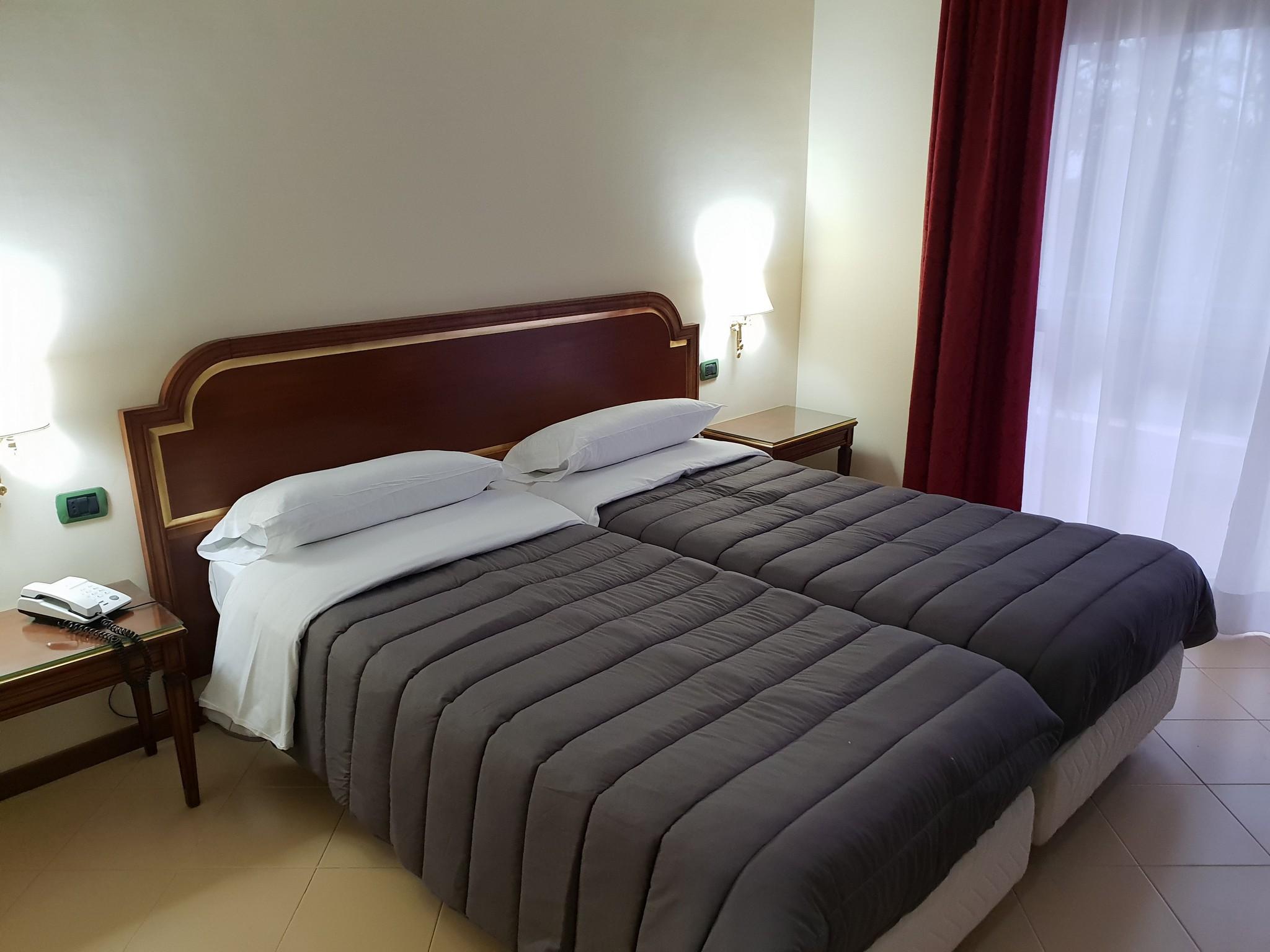 Hotel Sakura Торре-дель-Греко Экстерьер фото
