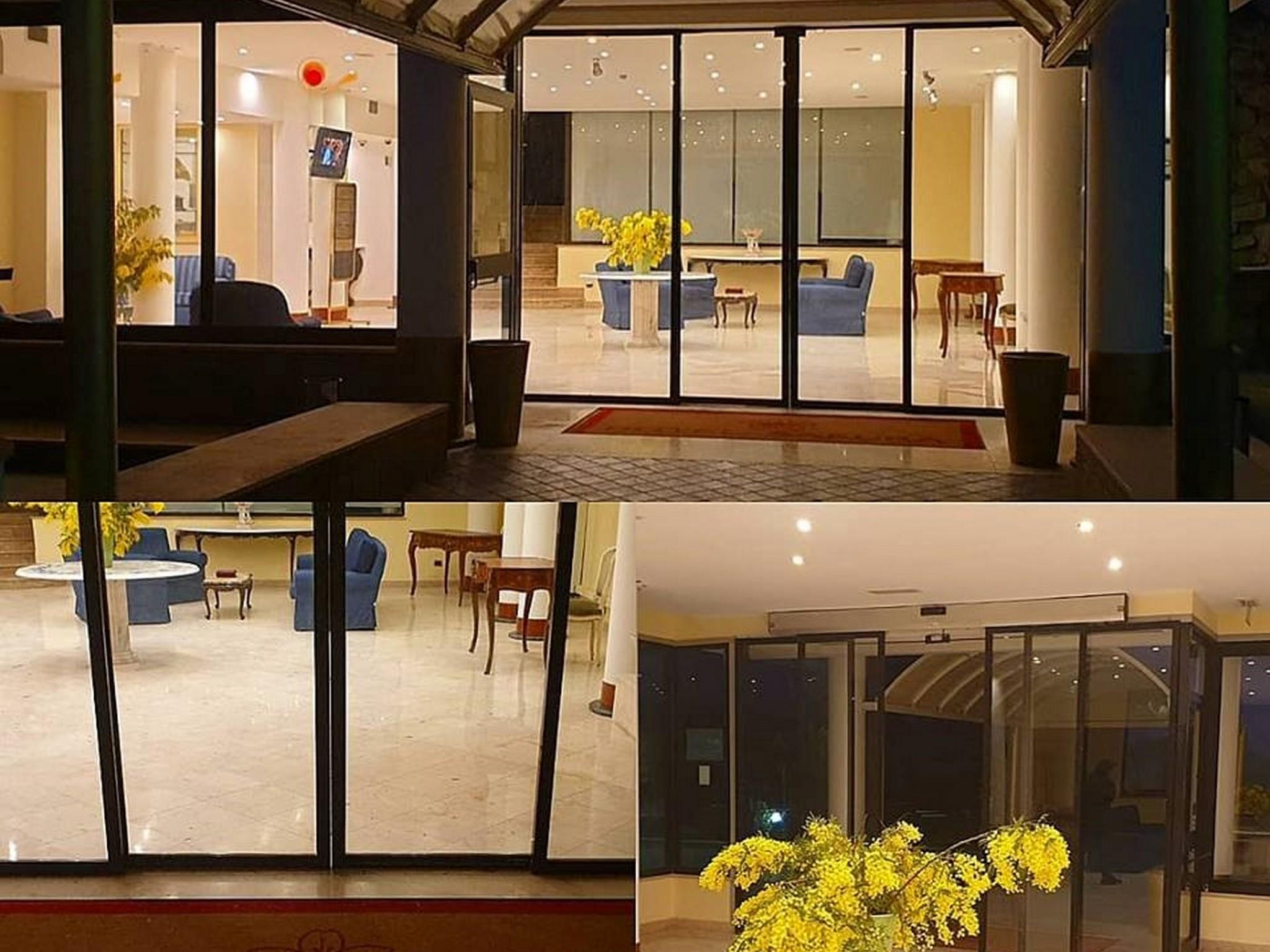 Hotel Sakura Торре-дель-Греко Экстерьер фото