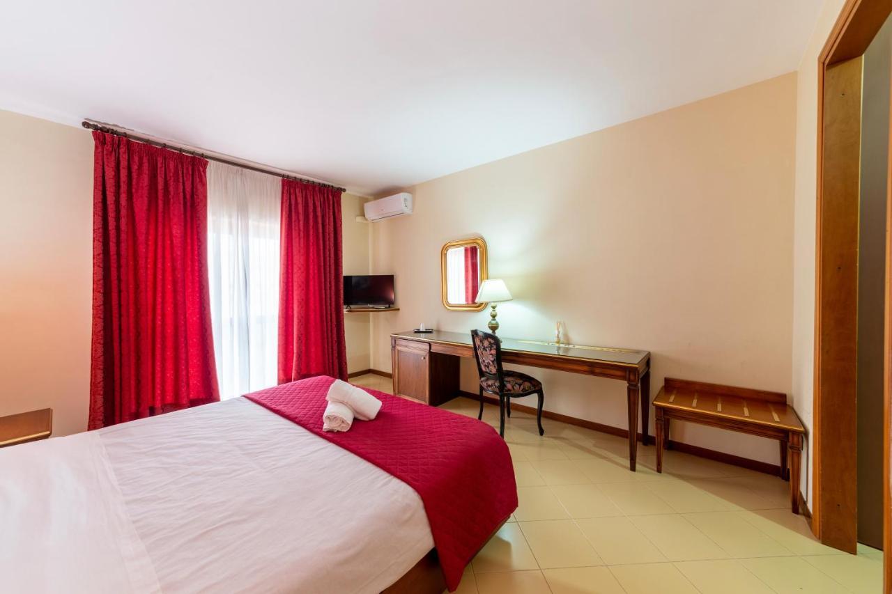 Hotel Sakura Торре-дель-Греко Экстерьер фото